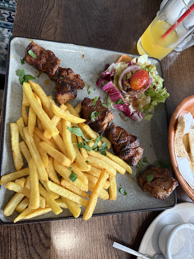 Photo of Rokka Turkish Mediteranean Bar & Grill - 24 High St S, Rushden NN10 0QX